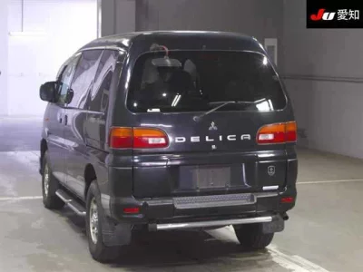 Mitsubishi Delica