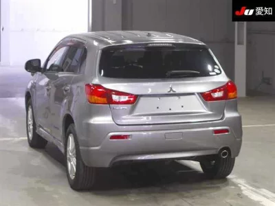 Mitsubishi RVR