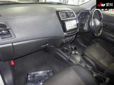 Mitsubishi RVR