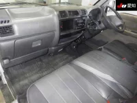 Mitsubishi DELICA TRUCK лот № 48 оценка 3.5  с аукциона в Японии 2