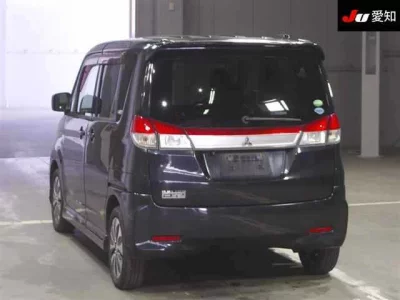 Mitsubishi Delica D:2
