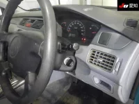 Mitsubishi LANCER VAN лот № 20033 оценка 3.5  с аукциона в Японии 4