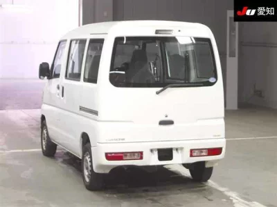 Mitsubishi Minicab Van