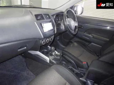 Mitsubishi RVR