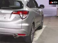 Honda VEZEL лот № 30256 оценка 3.5  с аукциона в Японии 7