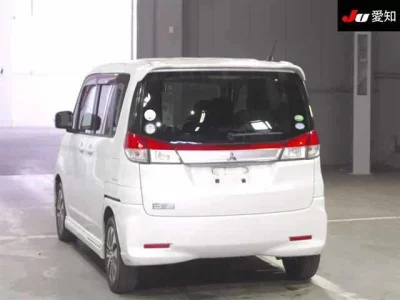 Mitsubishi Delica D:2