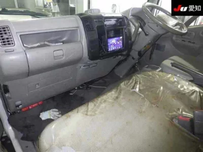 Hino DUTRO  с аукциона в Японии