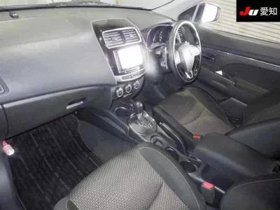 Mitsubishi RVR