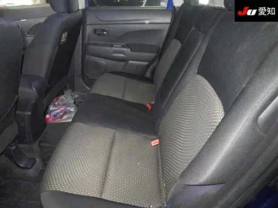 Mitsubishi RVR