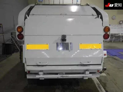 Isuzu TRUCK