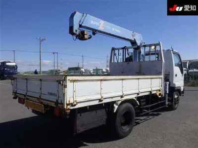 Isuzu TRUCK