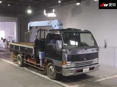 Isuzu TRUCK