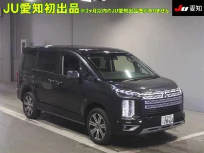 Mitsubishi DELICA D5