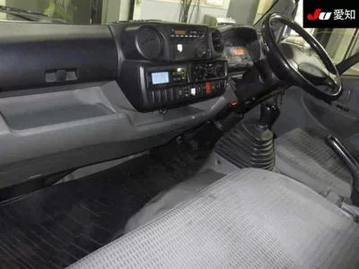 Hino DUTRO  с аукциона в Японии