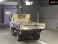 Hino DUTRO лот № 4230 оценка R  с аукциона в Японии 1