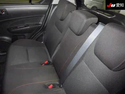 Suzuki SWIFT  с аукциона в Японии