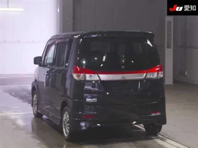 Mitsubishi Delica D:2