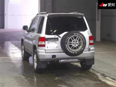 Mitsubishi Pajero iO