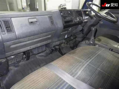 Mazda Titan