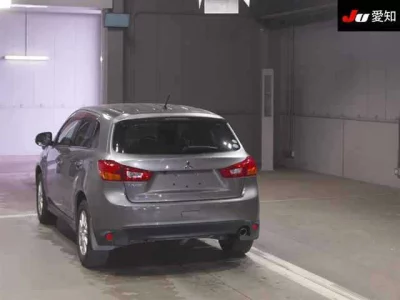 Mitsubishi RVR