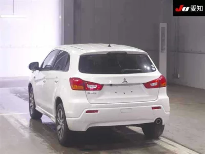 Mitsubishi RVR