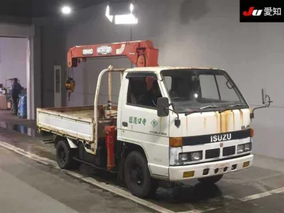 Isuzu ELF