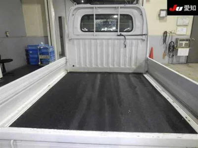 Mitsubishi MINICAB TRUCK  с аукциона в Японии