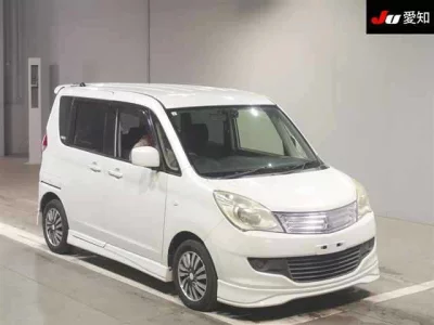 Mitsubishi Delica D:2