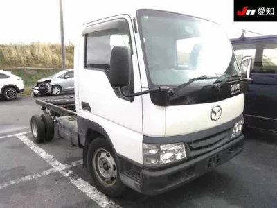 Mazda Titan