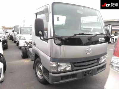 Mazda Titan