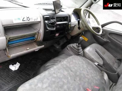 Hino DUTRO  с аукциона в Японии