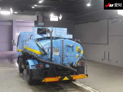 Mitsubishi Fuso Canter