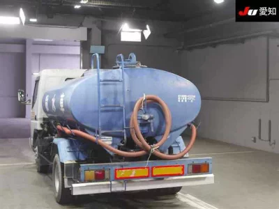 Mitsubishi Fuso Canter