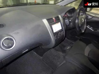 Mitsubishi Colt Plus