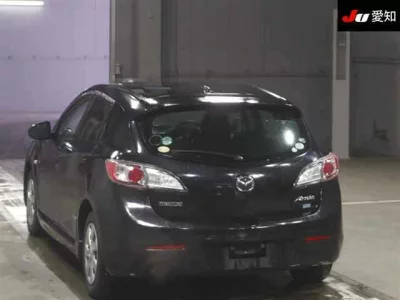Mazda AXELA  с аукциона в Японии