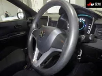 Suzuki IGNIS лот № 30875 оценка 3.5  с аукциона в Японии 4