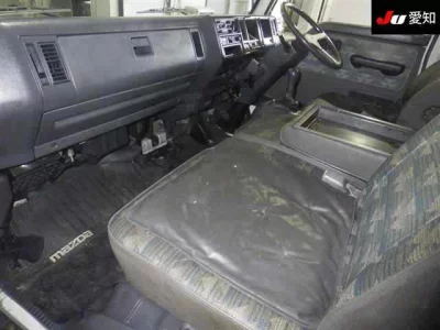 Mazda Titan