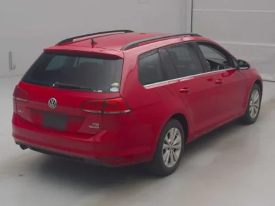 Volkswagen GOLF VARIANT  с аукциона в Японии