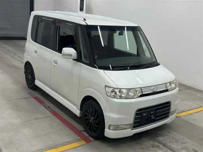 Daihatsu TANTO  с аукциона в Японии