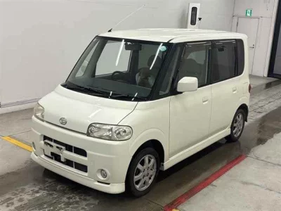 Daihatsu TANTO  с аукциона в Японии