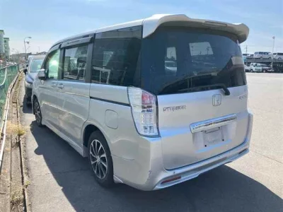 Honda STEP WAGON