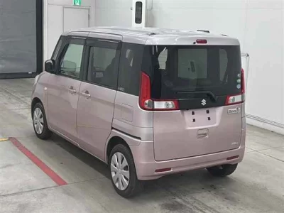 Suzuki Spacia