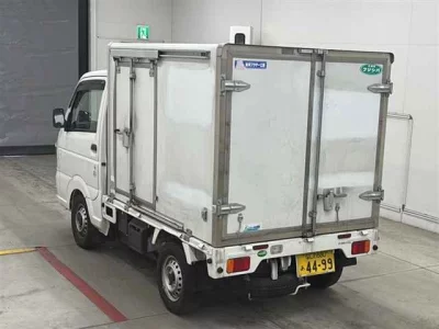 Mazda Scrum Truck
