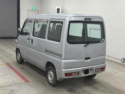 Mitsubishi Minicab Van
