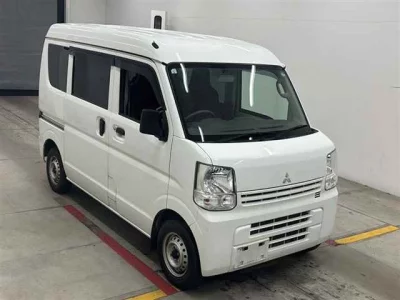 Mitsubishi Minicab Van