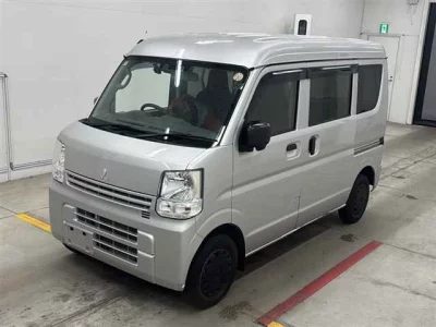 Mitsubishi Minicab Van