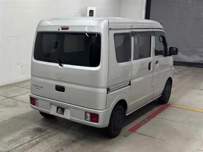 Mitsubishi Minicab Van