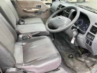 Mazda BONGO лот № 30217 оценка 3.5  с аукциона в Японии 6