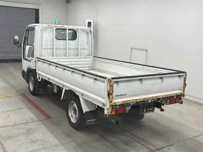 Nissan ATLAS