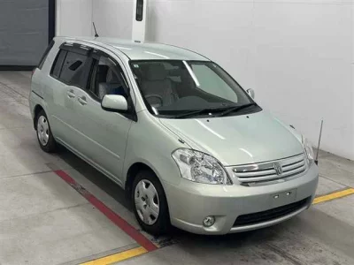 Toyota RAUM  с аукциона в Японии